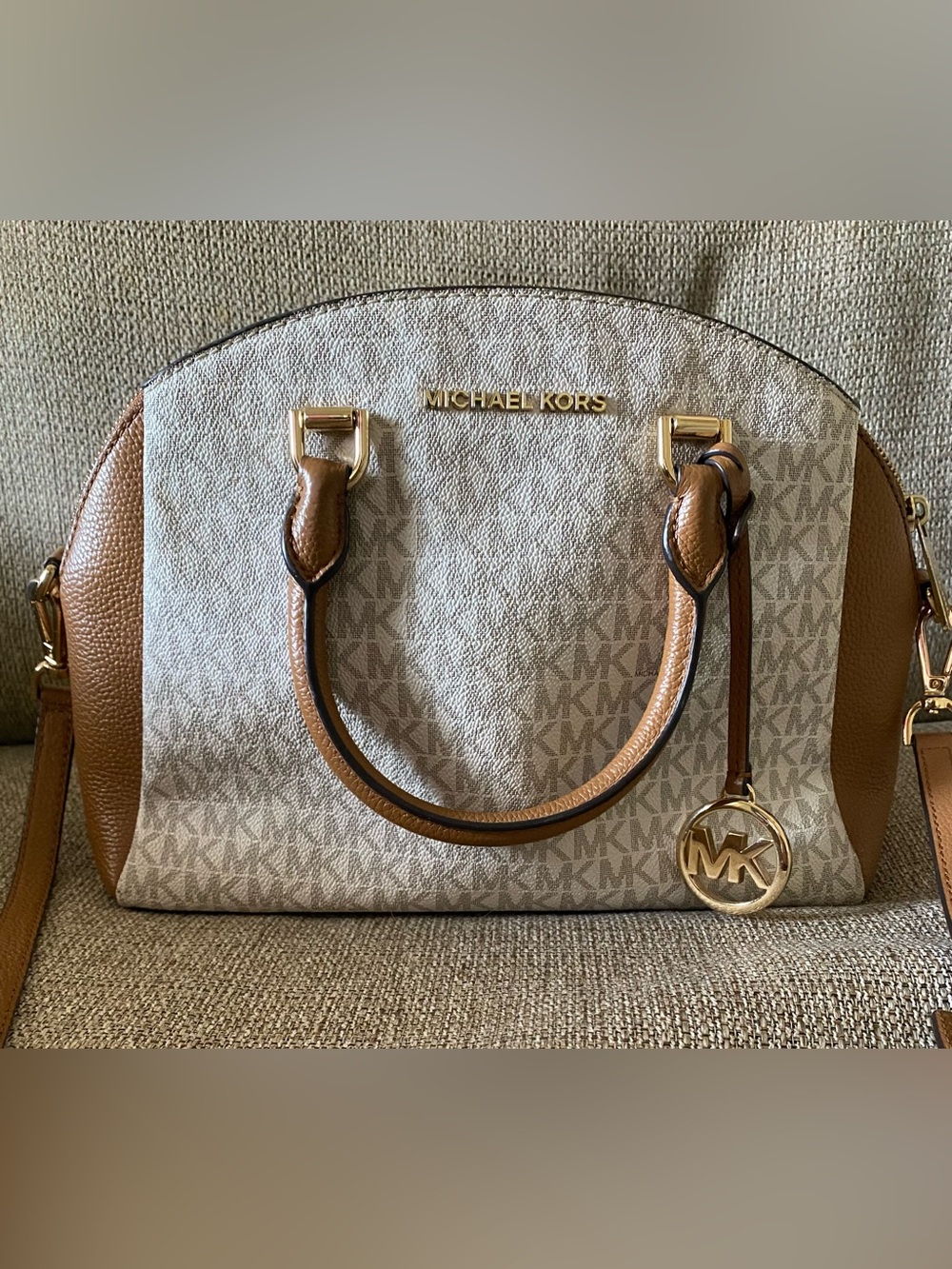 Michael Kors Signature Dome Satchel in Vanilla and Acorn Brown